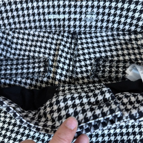 Old Navy Women's Black & White Plaid Ankle Pants Casual Size 10 High Waist - Picture 10 of 10